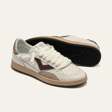 4B12 PLAYNEW IN PELLE BIANCA E BORDEAUX
