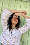 Top crop white