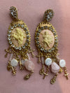 Orecchini barocchi angeli e charms