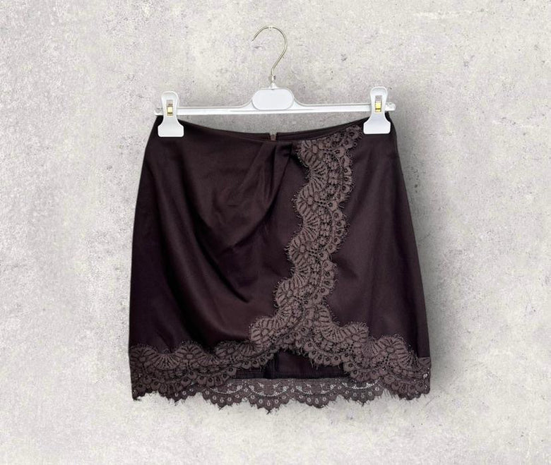 MINIGONNA MARRONE CON PIZZO