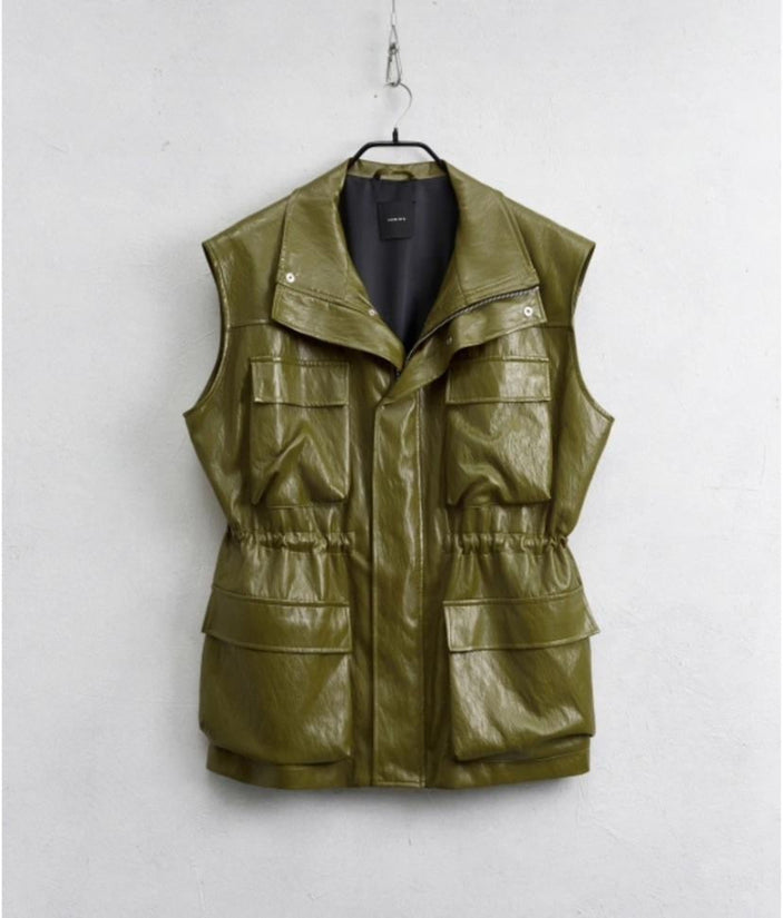 GILET IN ECO-PELLE