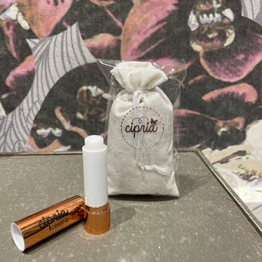 Sacchetto profumato e burrocacao