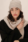 CAPPELLO LAVORATO A MAGLIA TAUPE