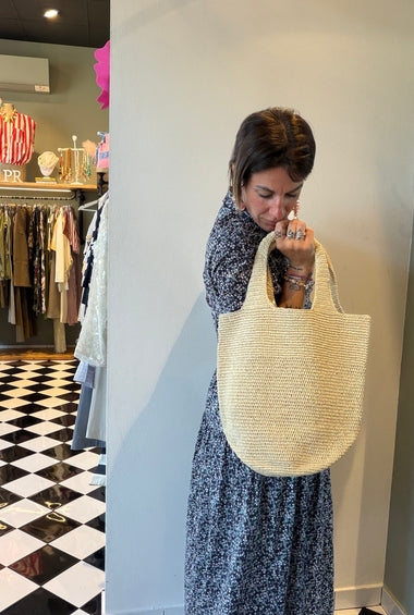 SHOPPER OLIVIA