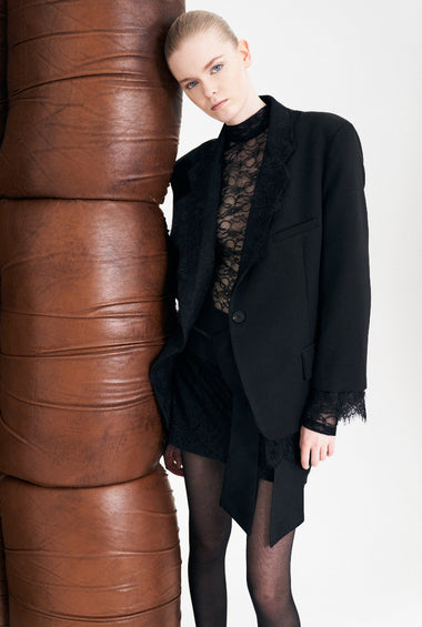 BLAZER NERO CON PIZZO