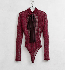 BODY UN PIZZO CON FIOCCO